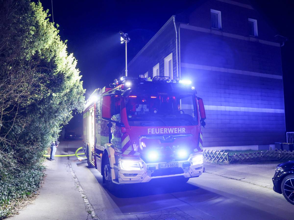 Garagenbrand in Langerfeld
