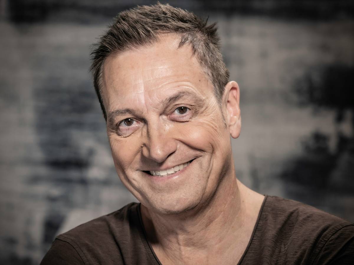 „Nuhr auf Tour 2026“ macht Halt in der Uni-Halle