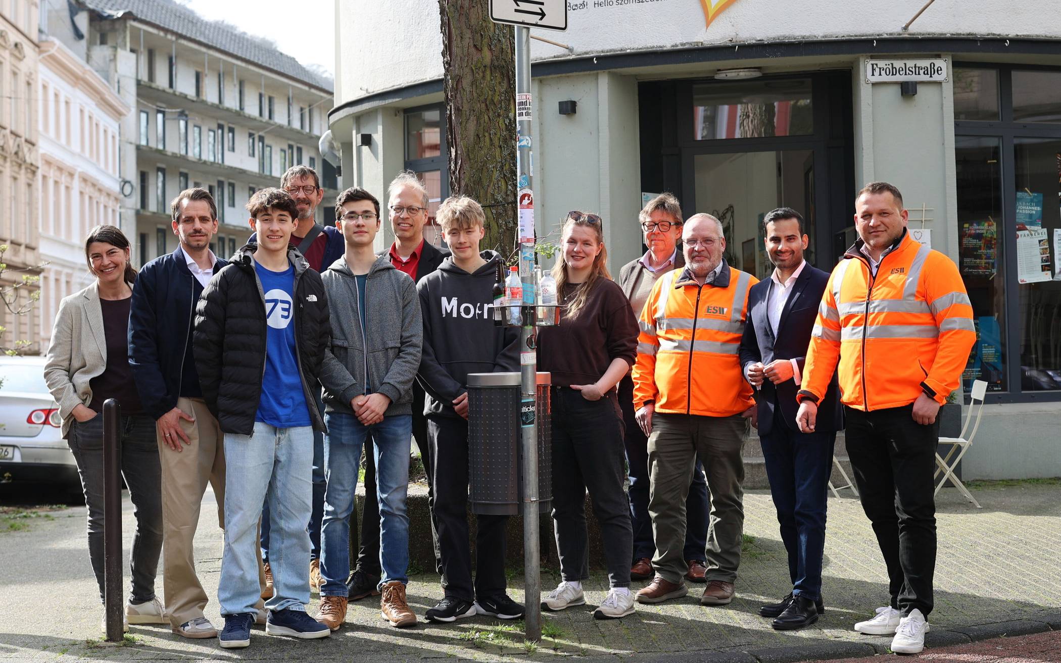 „WupperRinge“: Schülerprojekt installiert weitere Pfandringe