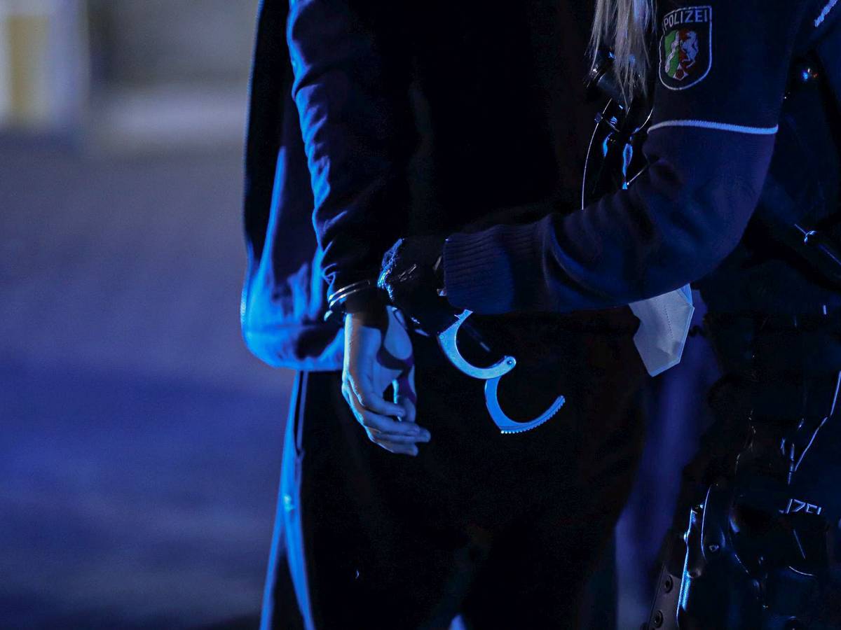 Polizei nimmt mutmaßlichen Dealer vorläufig fest