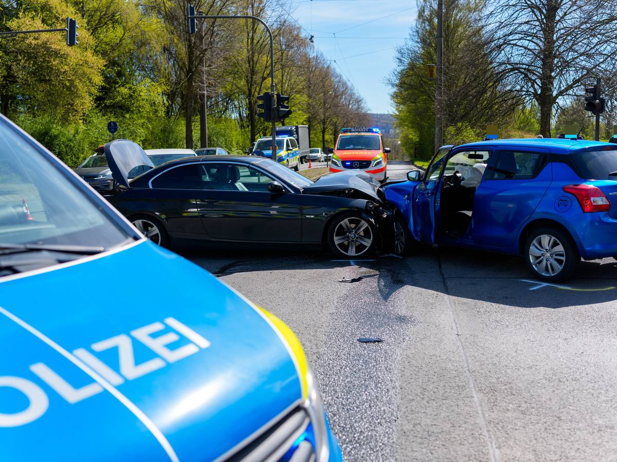 Mehrere Verletzte bei Verkehrsunfall in Nächstebreck