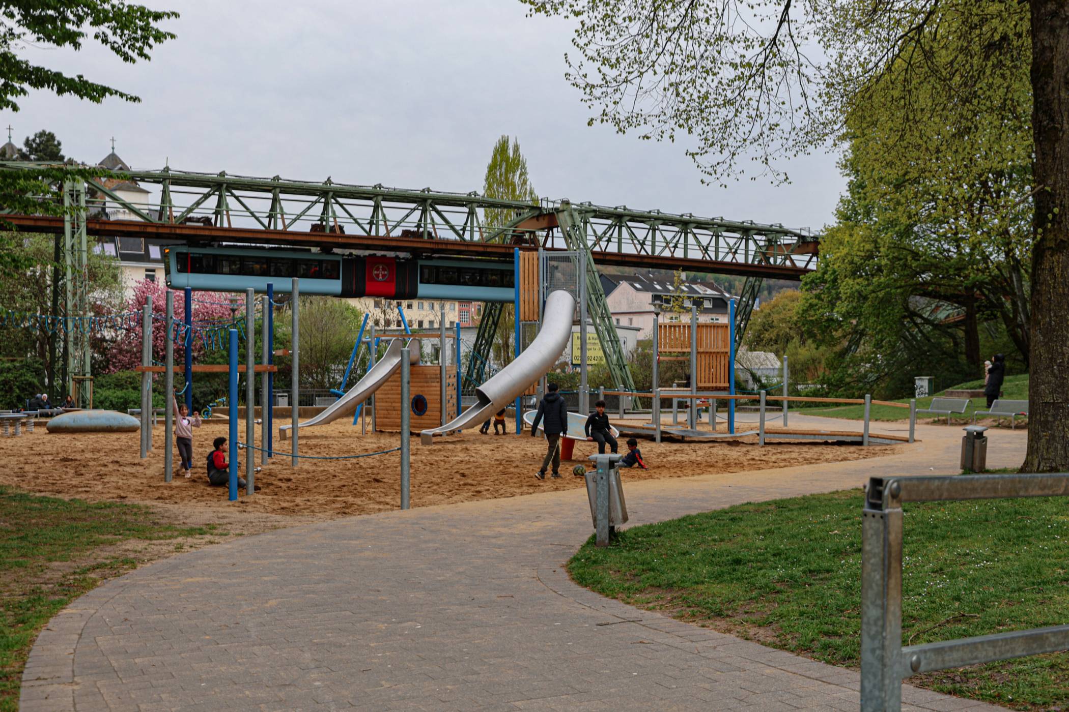 Der Spielplatz.
