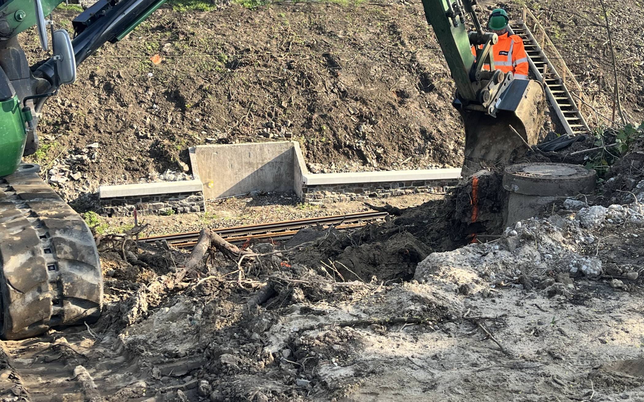 Kein Blindgänger, sondern nur ein Eisenträger in Schwelm