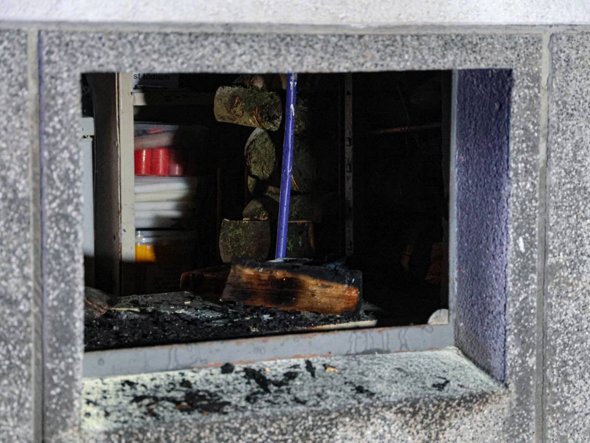 Mann durch Brand in Keller schwer verletzt