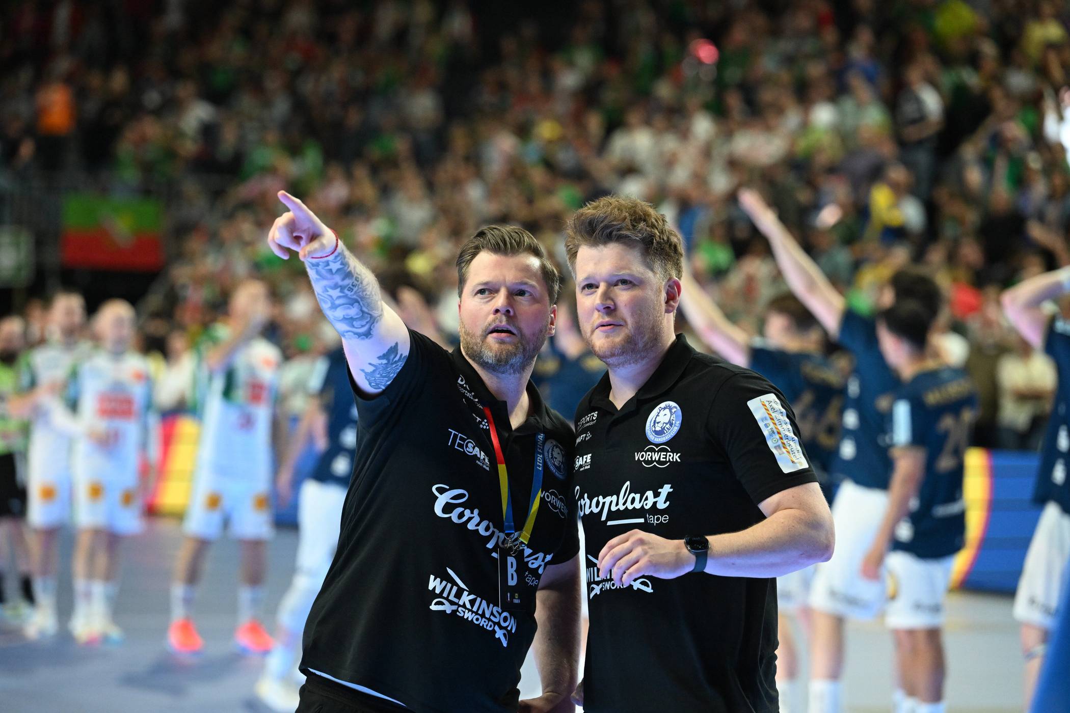  Die Trainer Arnor Gunnarsson (li.) und Markus Pütz. 