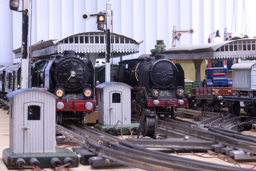 Jede Menge Eisenbahnen auf dem Rott