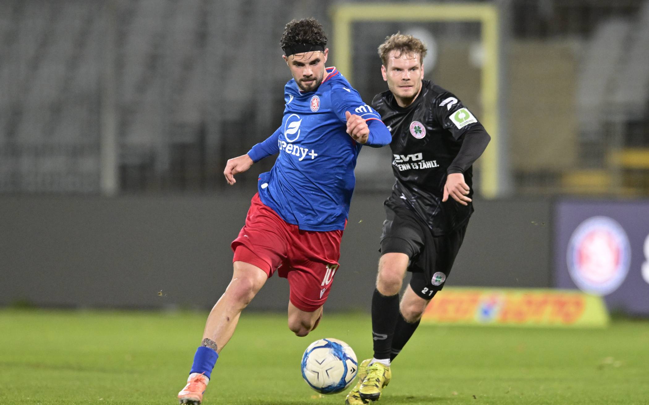 Szene aus dem Hinspiel mit Vincent