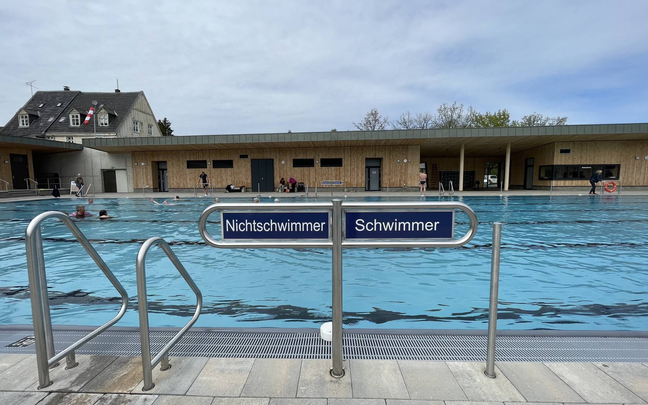 Blick ins neue Freibad.