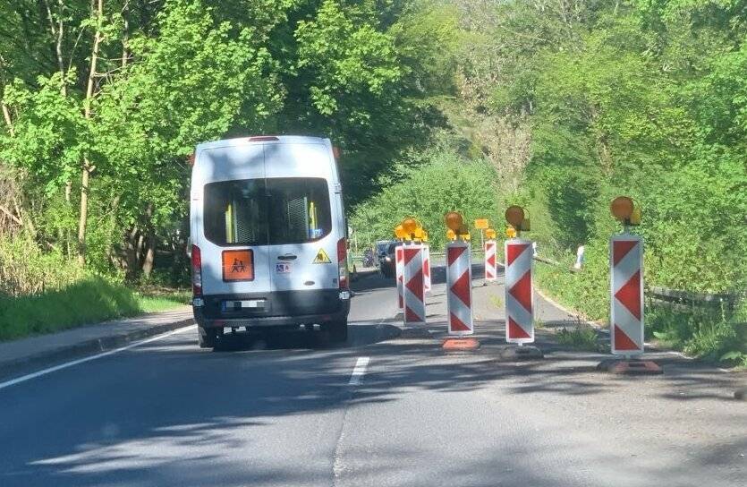 Abgesackte Fahrbahn wird im Sommer saniert