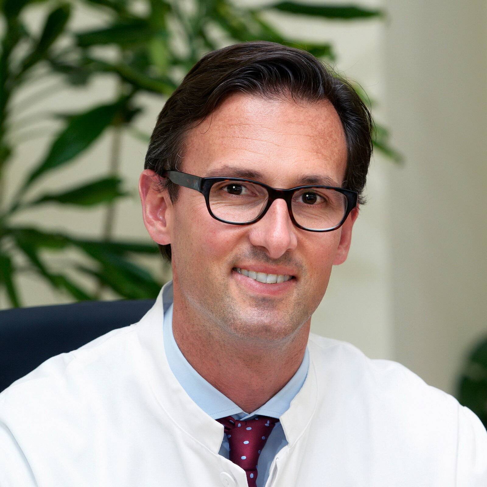 Prof. Dr. med. Juraj Kukolja ist Direktor der Klinik für Neurologie an der Helios Uniklinik.