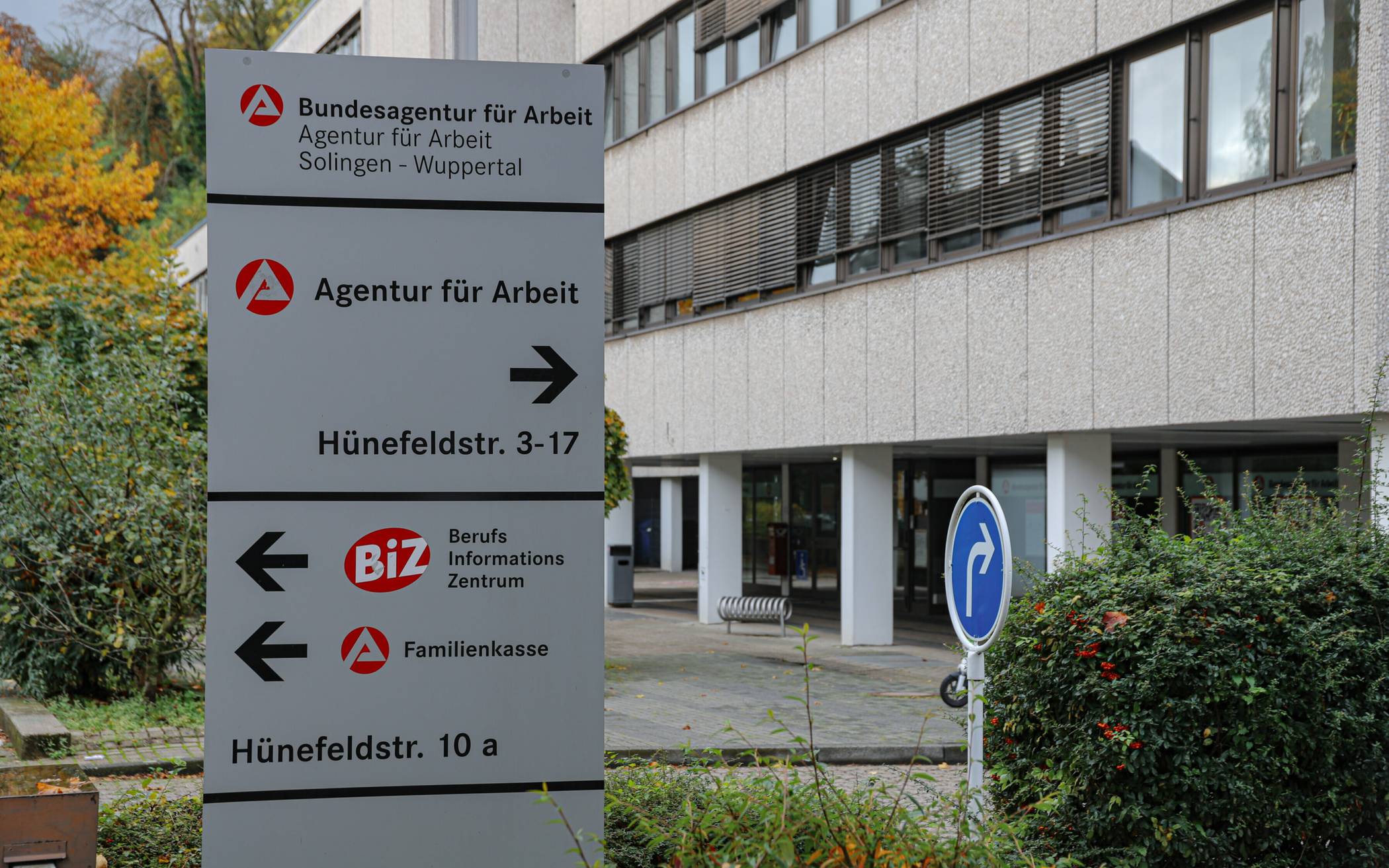 Agentur für Arbeit zeitweise nicht mit PKW erreichbar