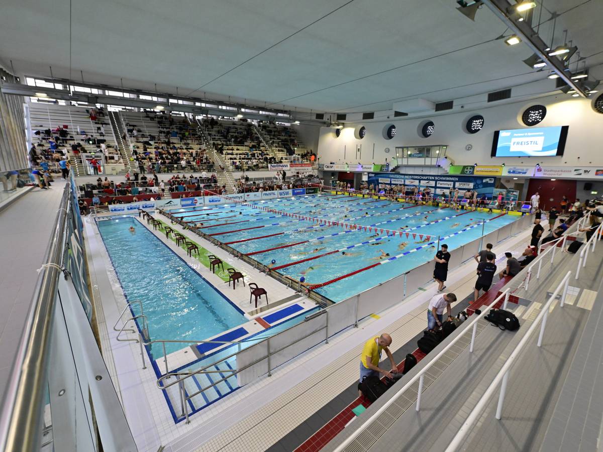 Während Freibadsaison: Kürzere Öffnungszeiten der Schwimmoper