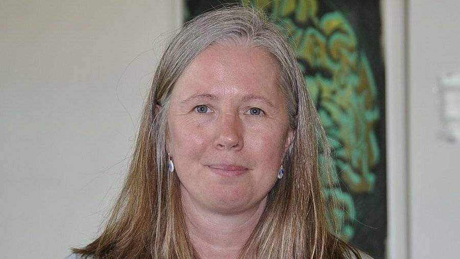 Dr. Sabrina Bleidißel arbeitet als Akademische Rätin in der Arbeitsgruppe Zoologie und Didaktik der Biologie der Fakultät für Mathematik und Naturwissenschaften der Bergischen Universität.