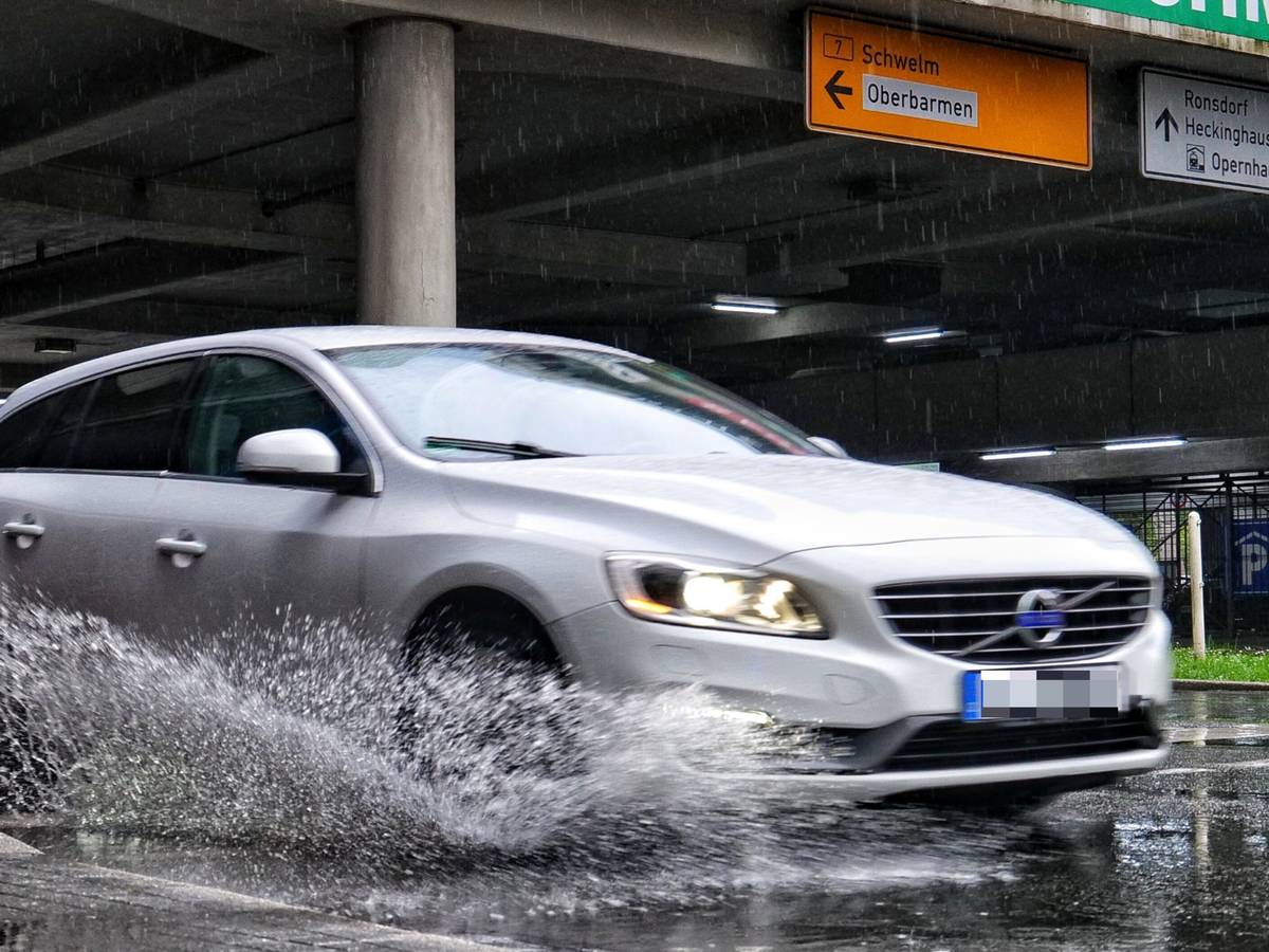 Impressionen: Barmen im Regen