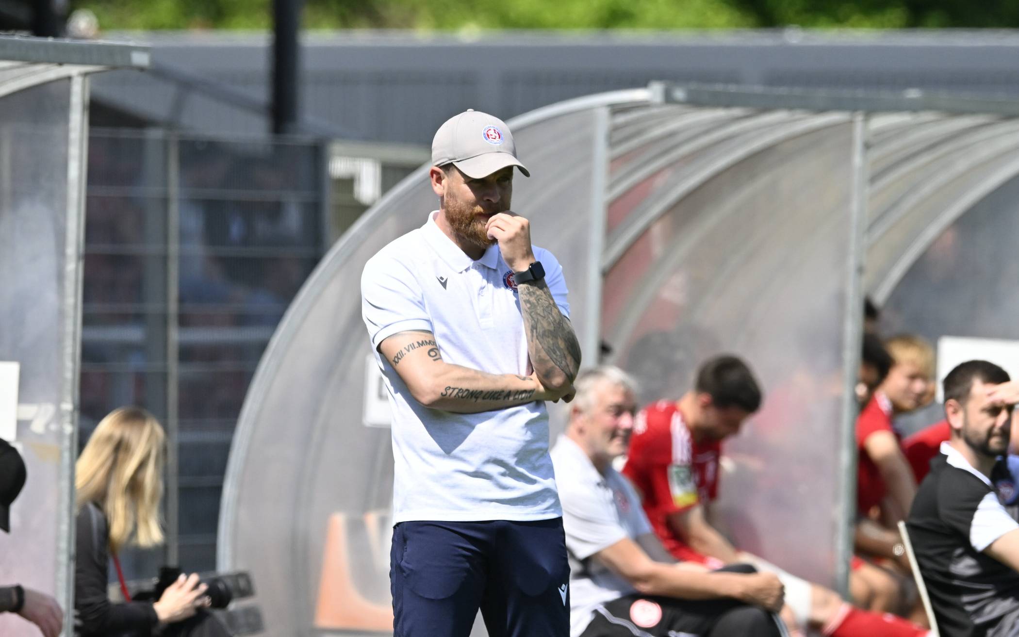 Trainer Mike Wunderlich im Paul-Janes-Stadion.