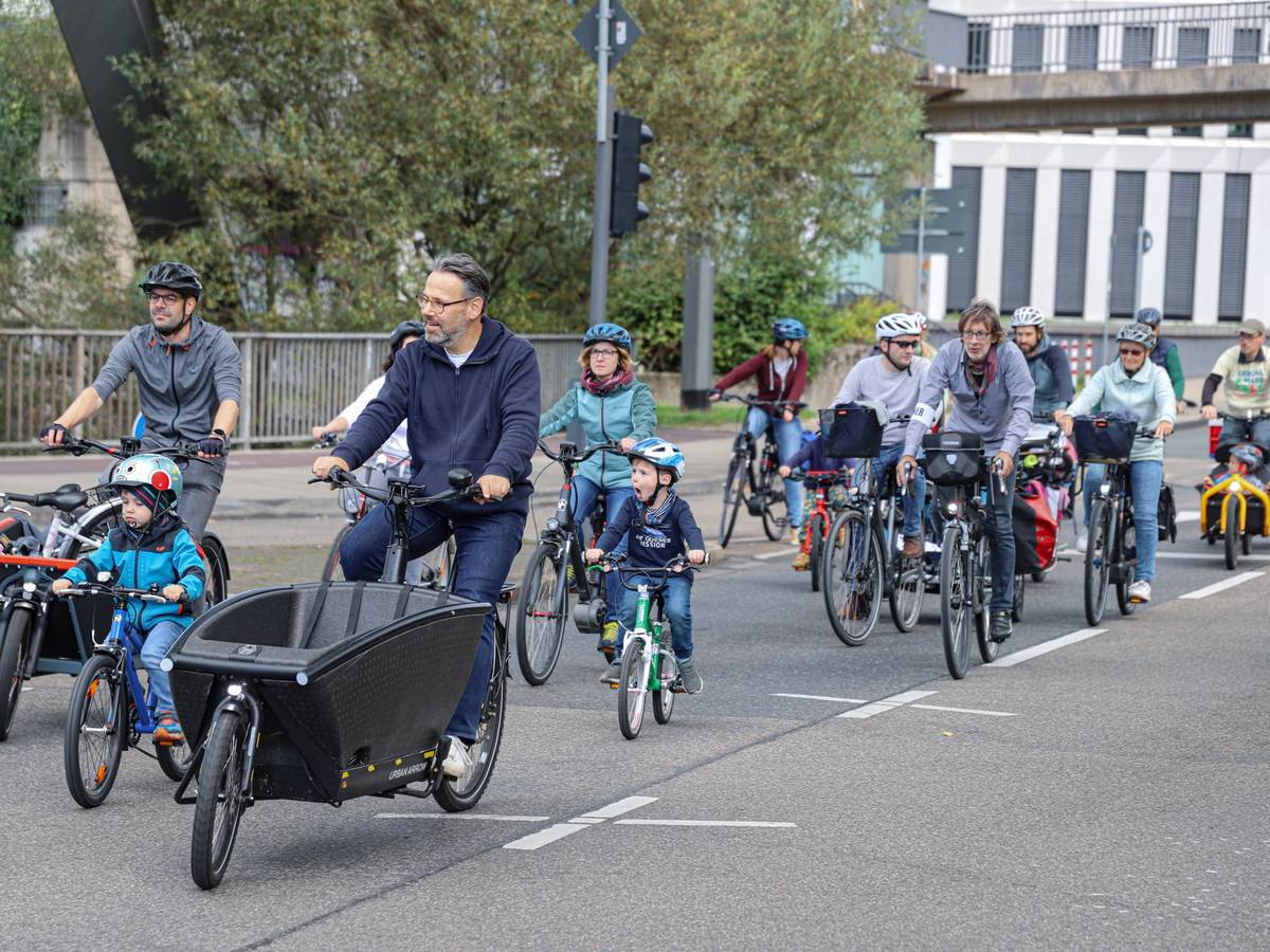 „Kidical Mass“ radelt von der Kluse zum Loh