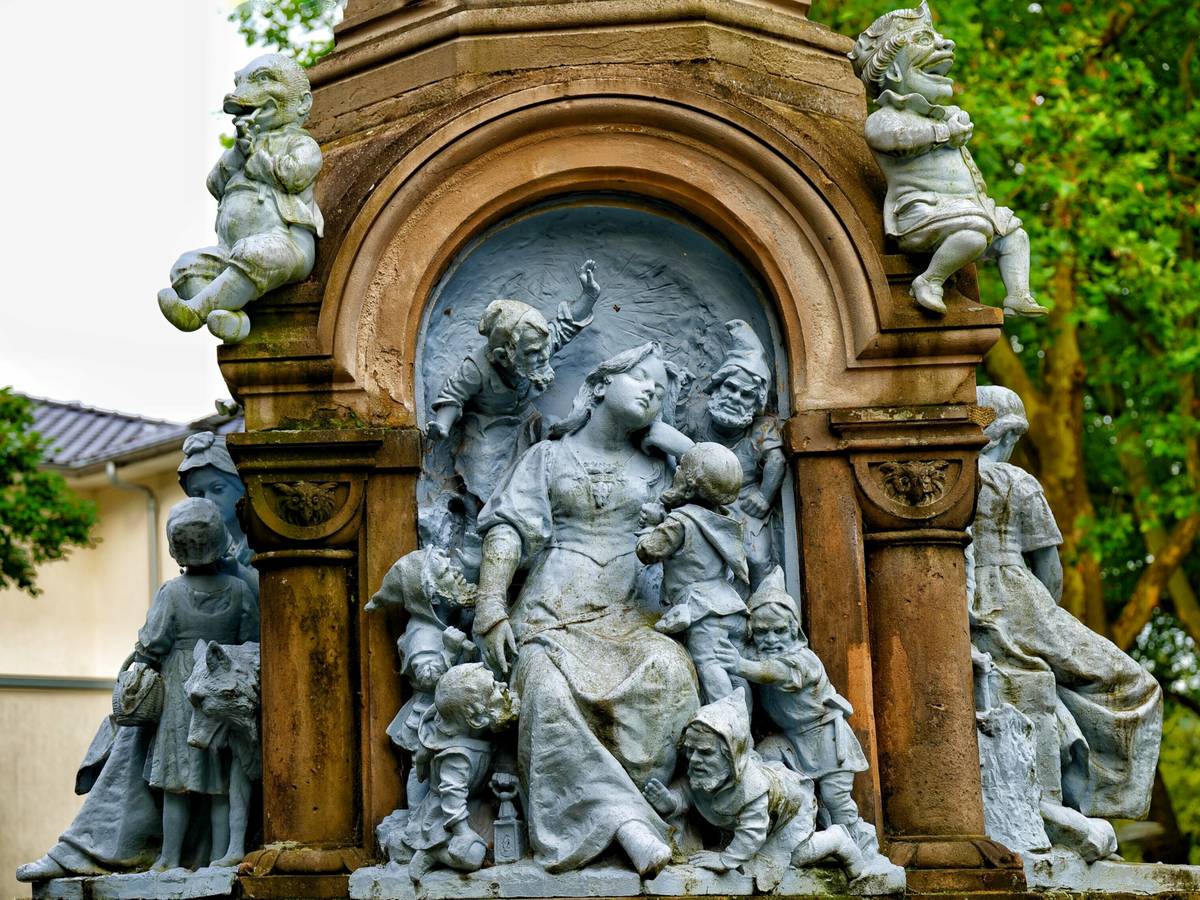Geschichte mit Fantasie, Märchen mit Lokalkolorit