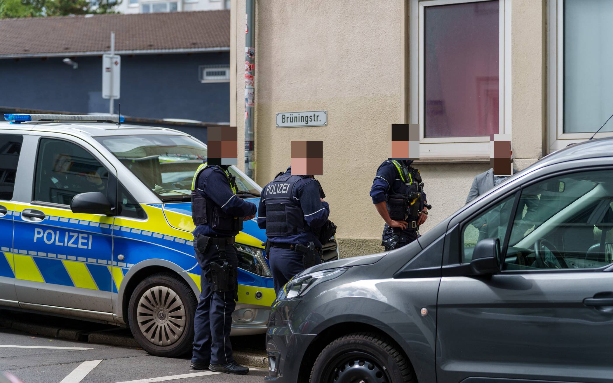 Bilder: Festnahme in Wuppertal-Elberfeld