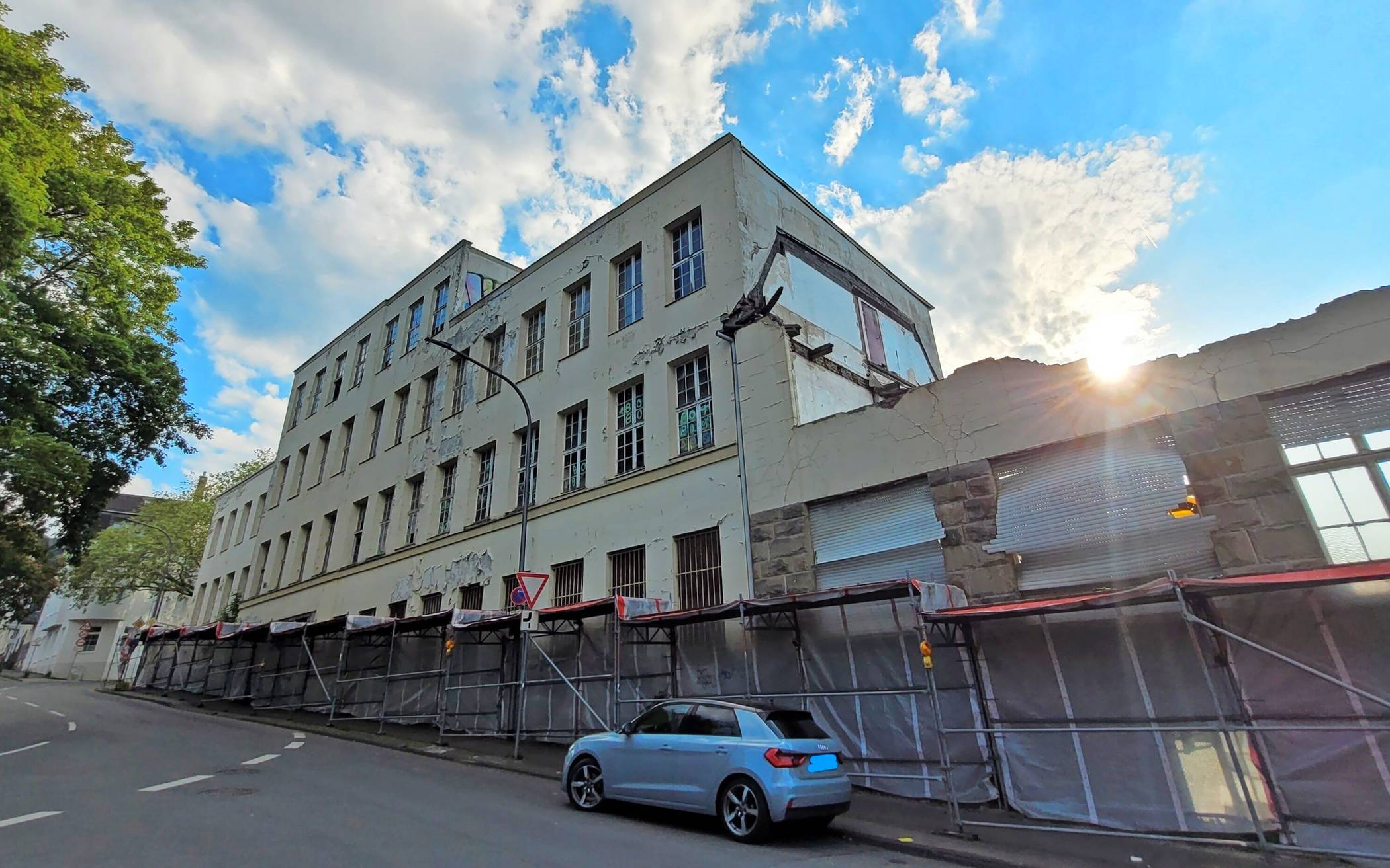 Kein schöner Anblick: der Rest der Witte-Fabrik am Christbusch.  