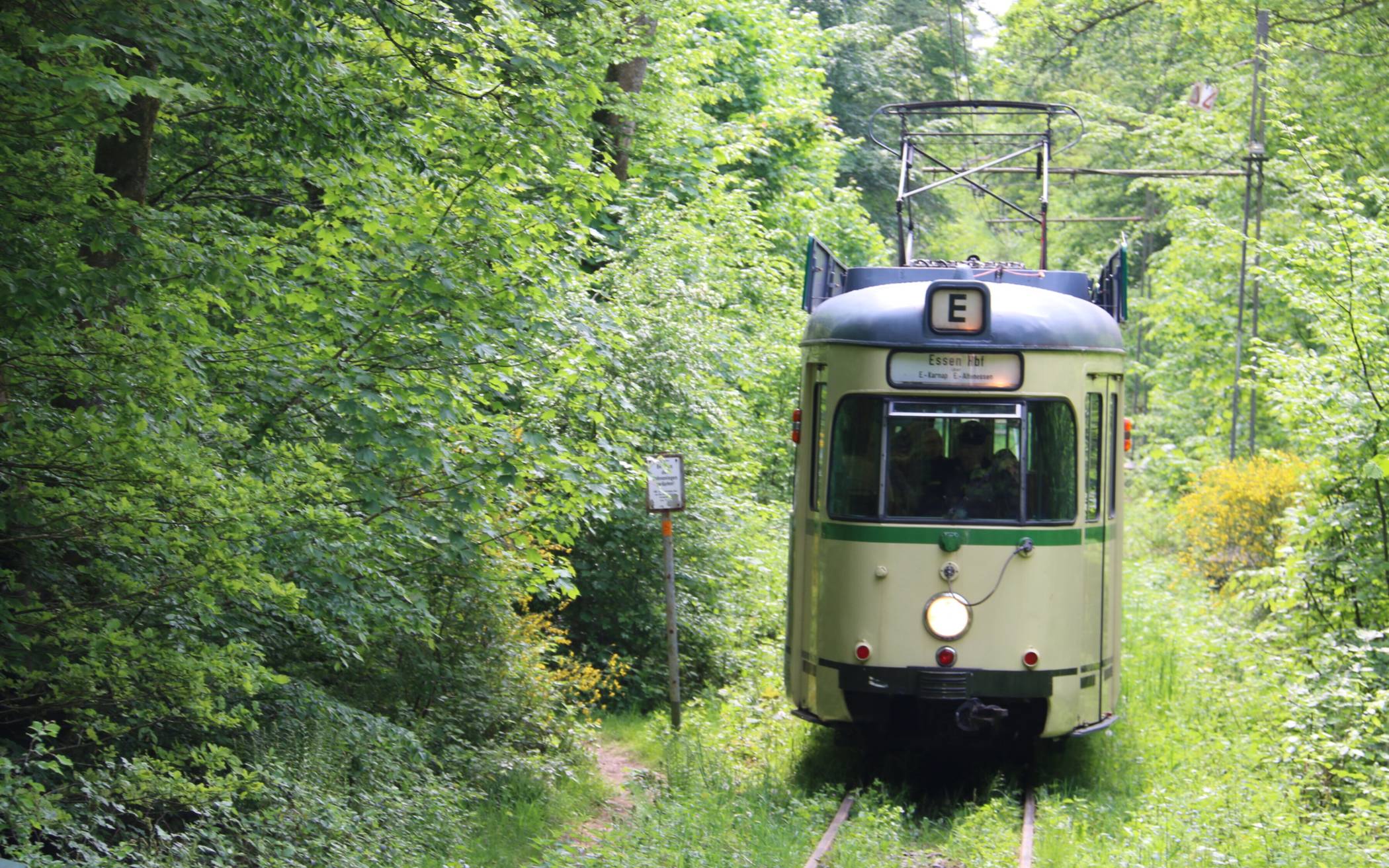 In der Kohlfurth steigt das 32. Bergische Straßenbahnfest