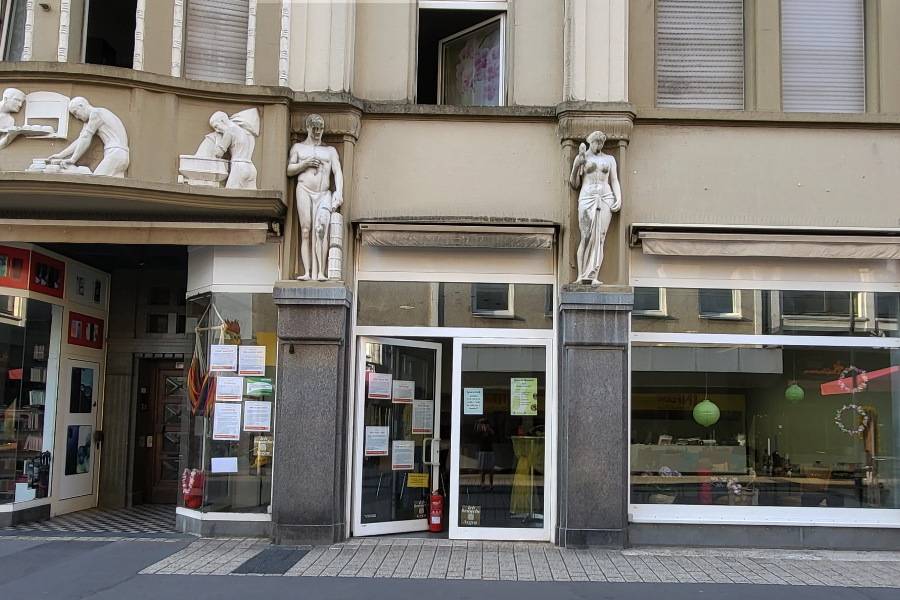  Das Café Prio auf dem Werth. 