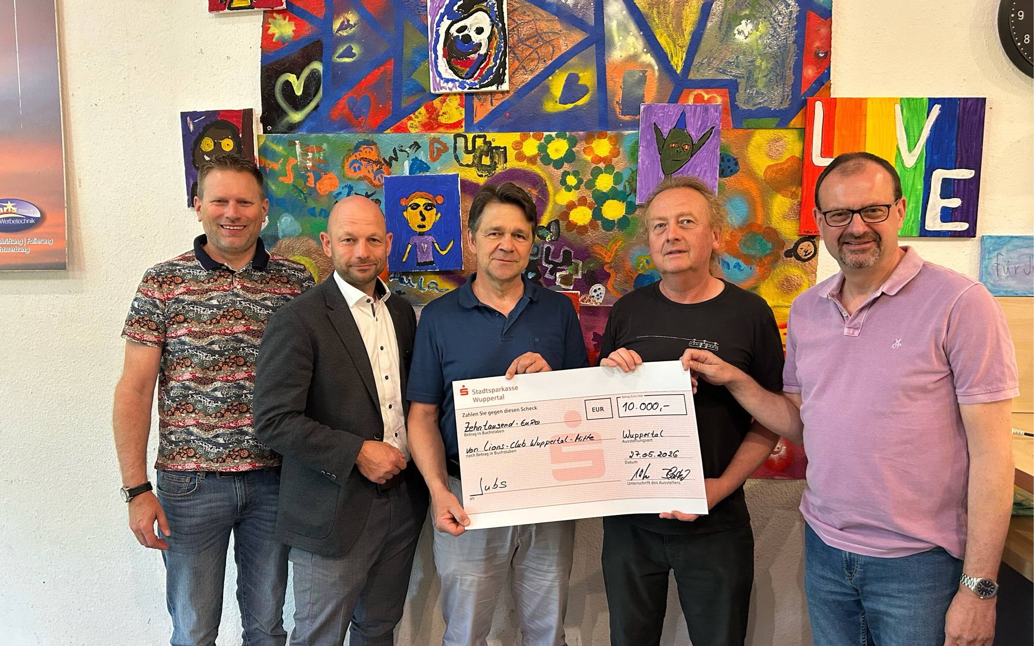 Lions spenden 10.000 Euro an das „Jub’s“