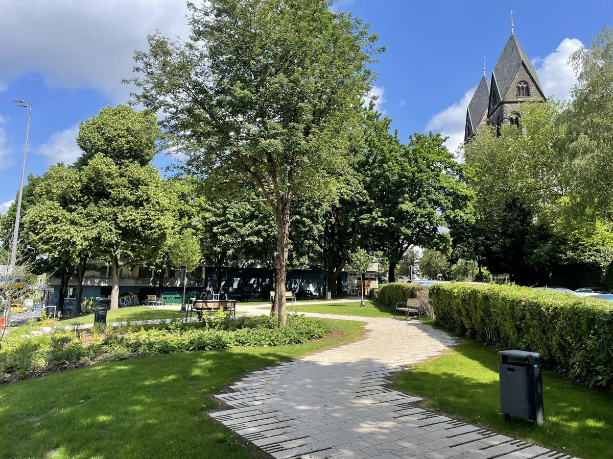 Die zwei Parkplätze bleiben – vorerst