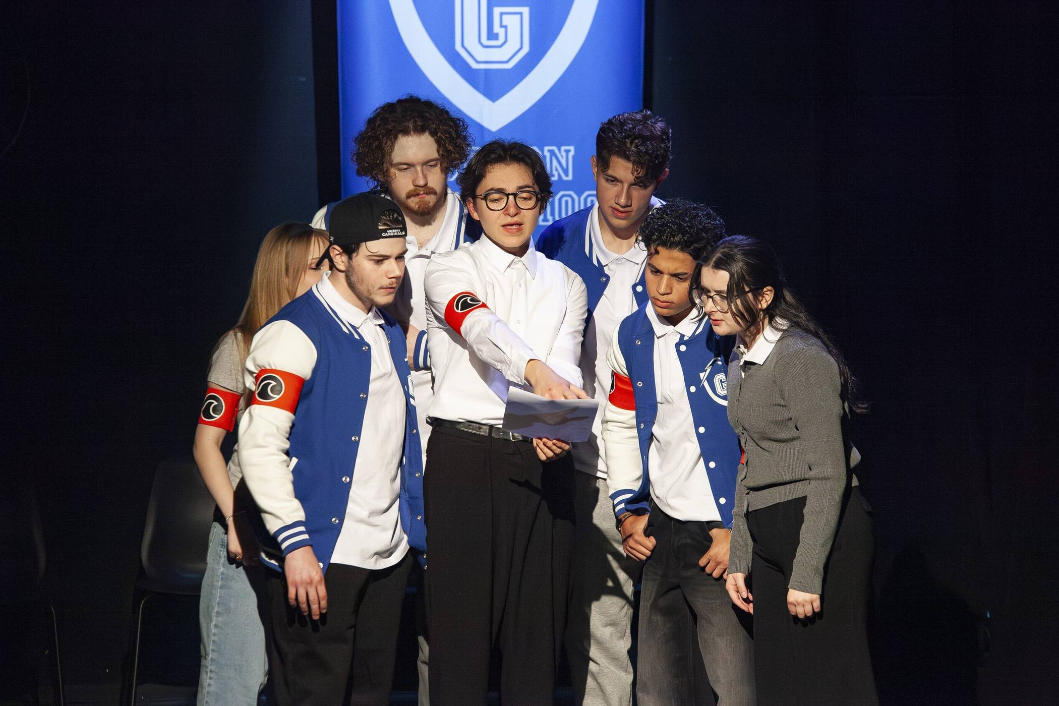  Ein intensives und gelungenes Experiment: "Die Welle" im Taltontheater.  
