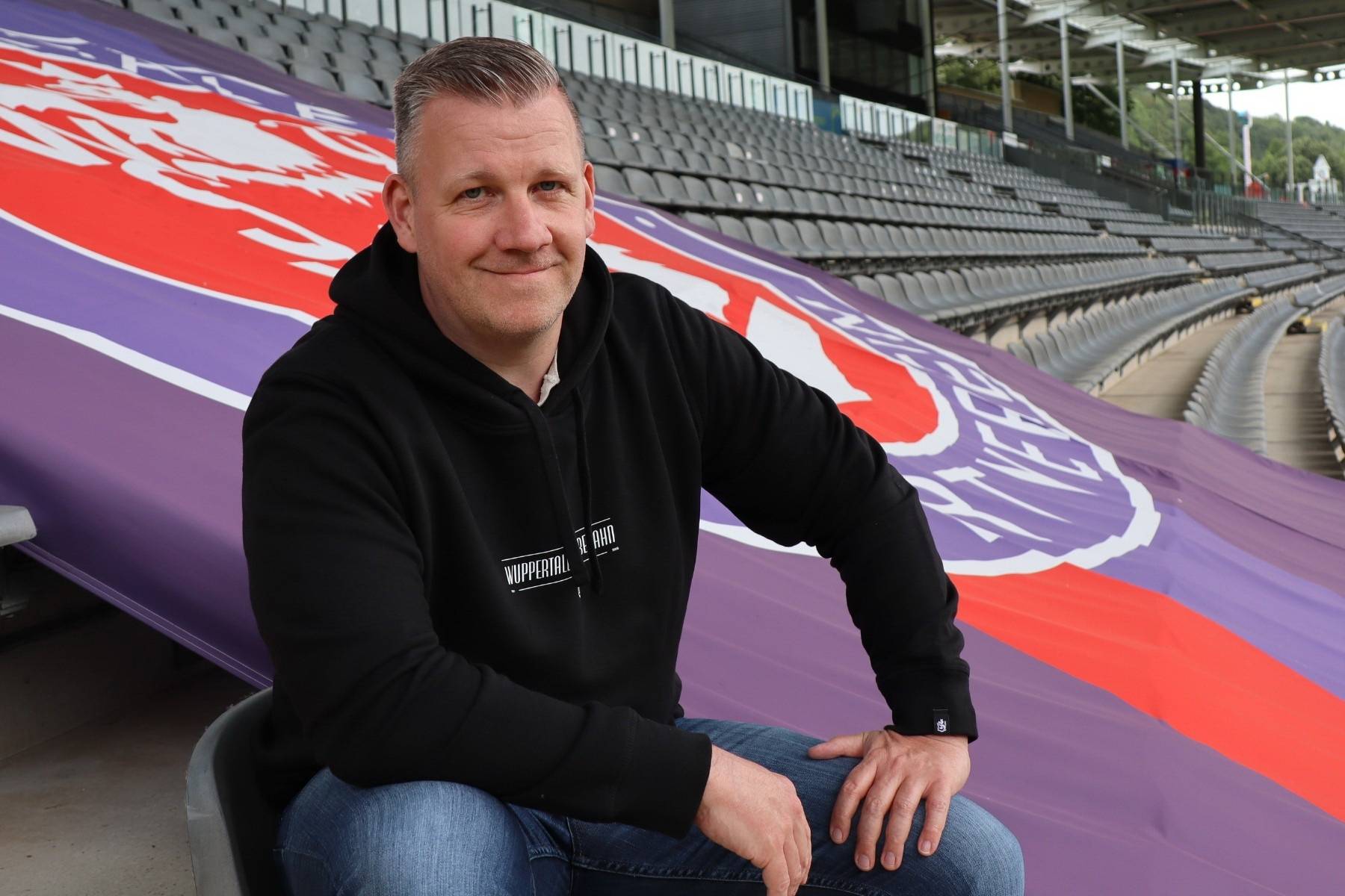  Tim Schneider im Stadion am Zoo. 