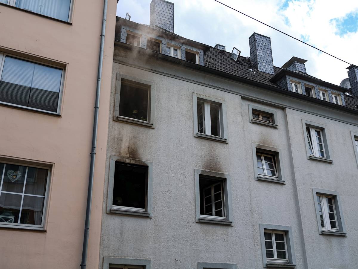 Schwerer Brand in der Bandstraße
