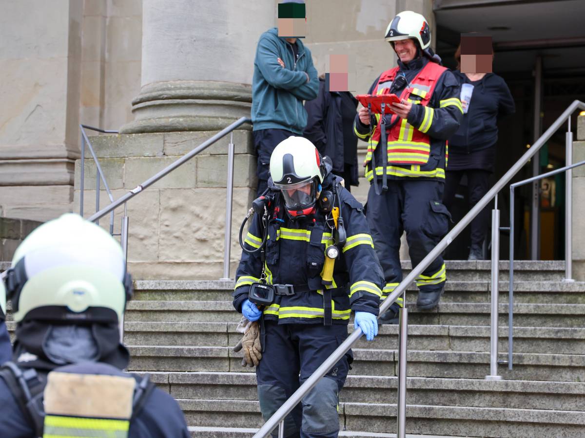 Feuerwehr-Einsatz auf Damentoilette