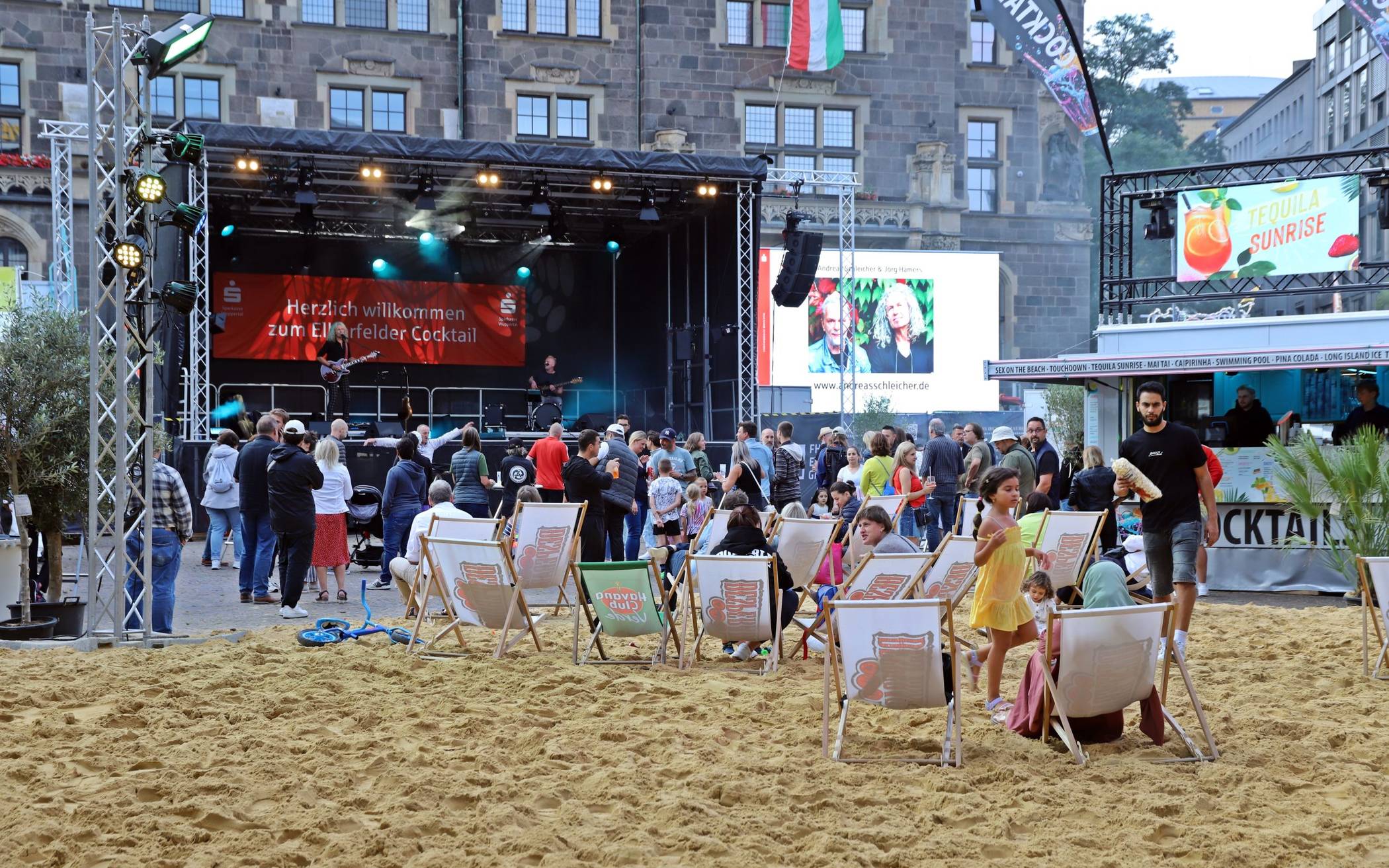 Szene vom „Elberfelder Cocktail“ im August