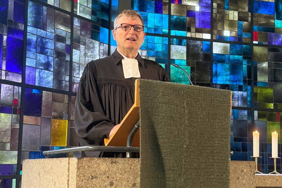  Abschied im Kirchenkreis: Im Gottesdienst der Sommersynode 2026 hat Pfarrer Frank Beyer gepredigt. 
