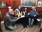 „Goldene“ Stimmung in der Unterbarmer Sofa-Ecke: