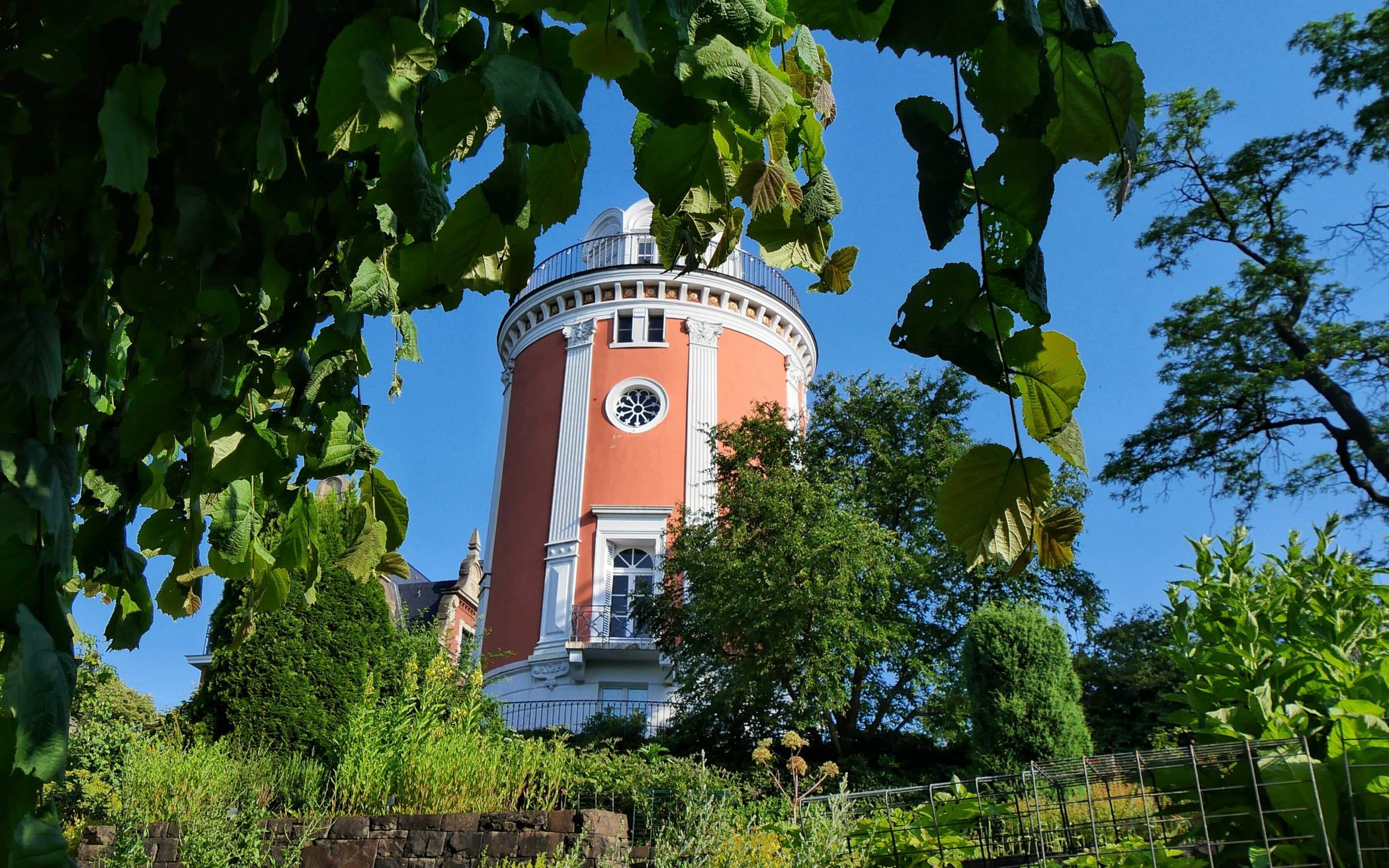 Blick vom Elisenturm und Kriminelles auf der Hardt