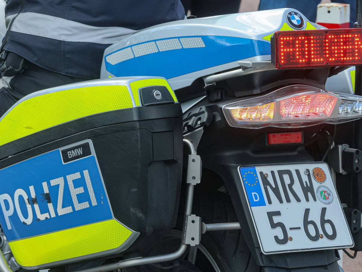 Rollerfahrer versucht vor der Polizei zu flüchten
