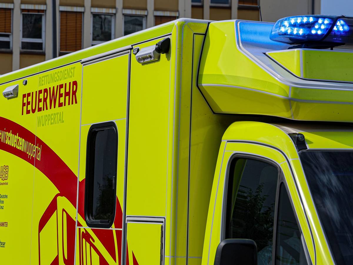 Fahndung nach Fahrer eines grauen Mazda 3