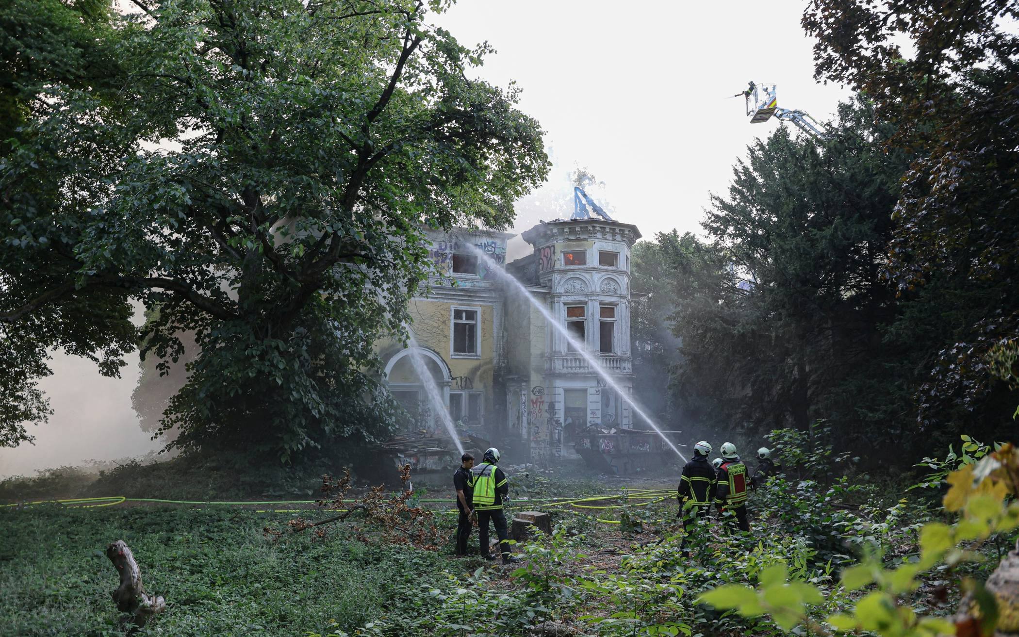 Villa am Robert-Koch-Platz im Innern einsturzgefährdet