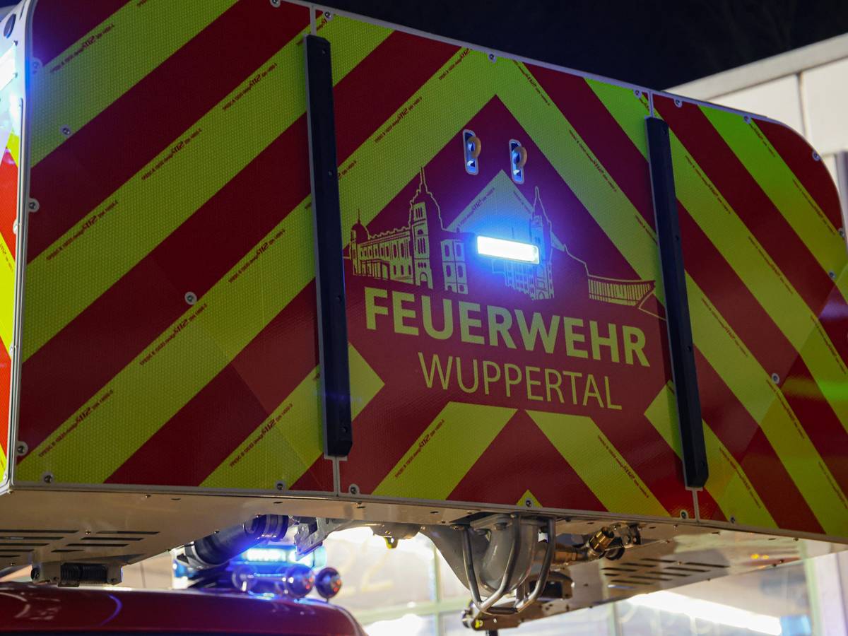 Ermittlungen nach LKW-Brand in Barmen