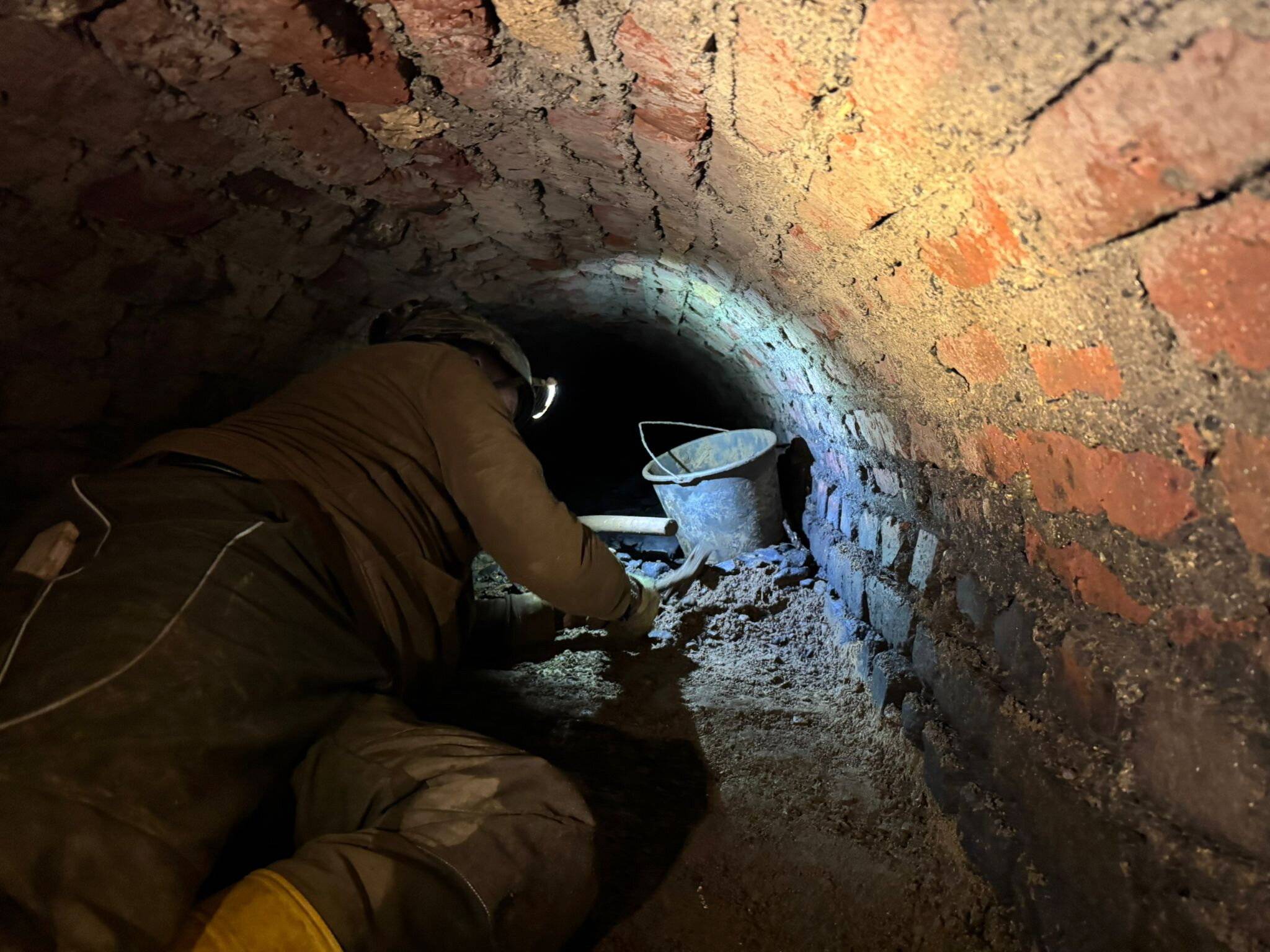 Die Arbeiten am Regenwasser- und Bachkanal werden unterirdisch durchgeführt wie hier im gemauerten Profil des Bendahler Bachs (Archivbild).