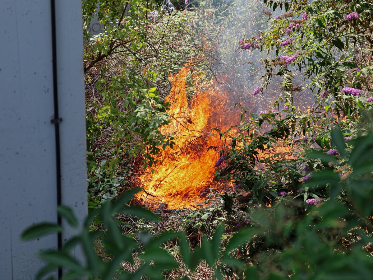 Brand am Bahndamm