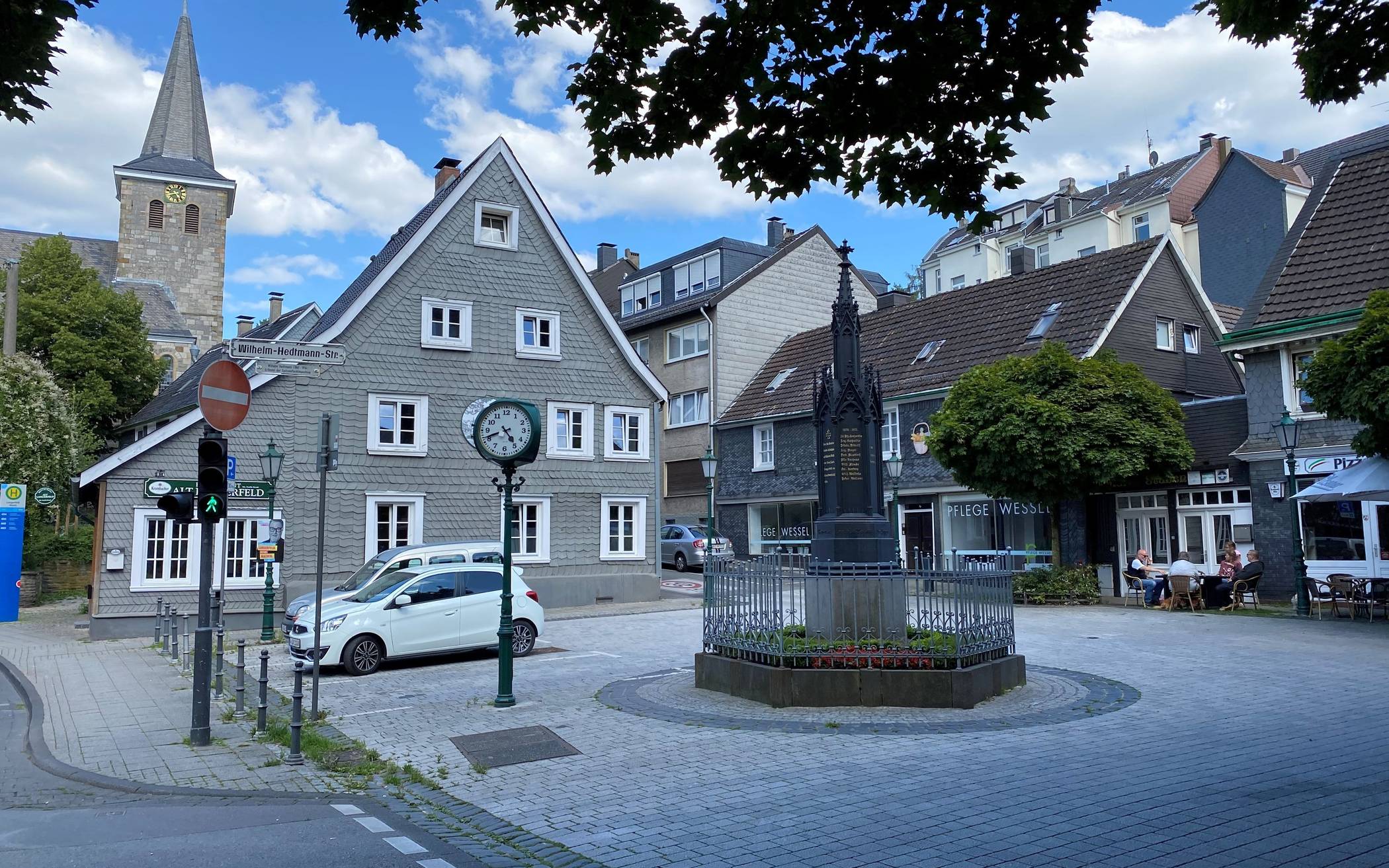 Der Langerfelder Markt.