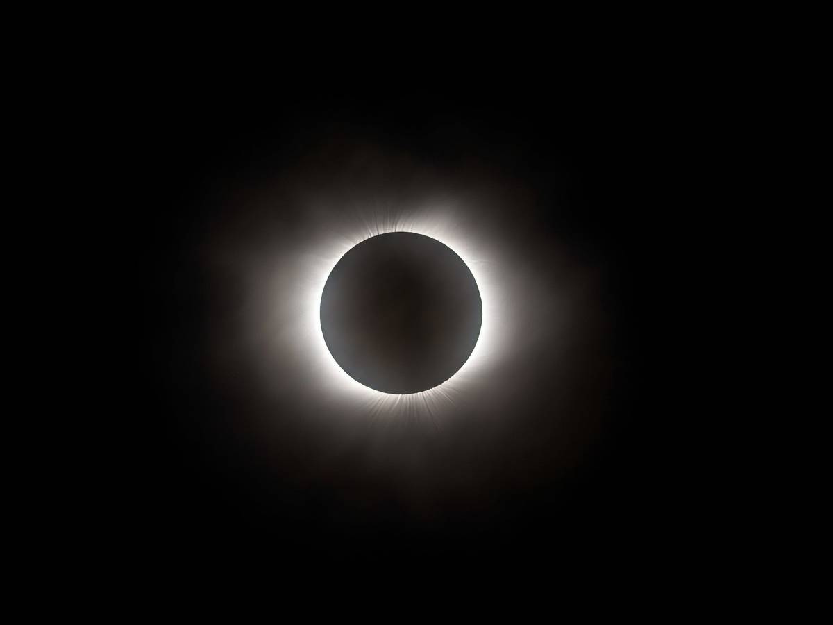 Die Sonnenfinsternis in der Sternwarte erleben