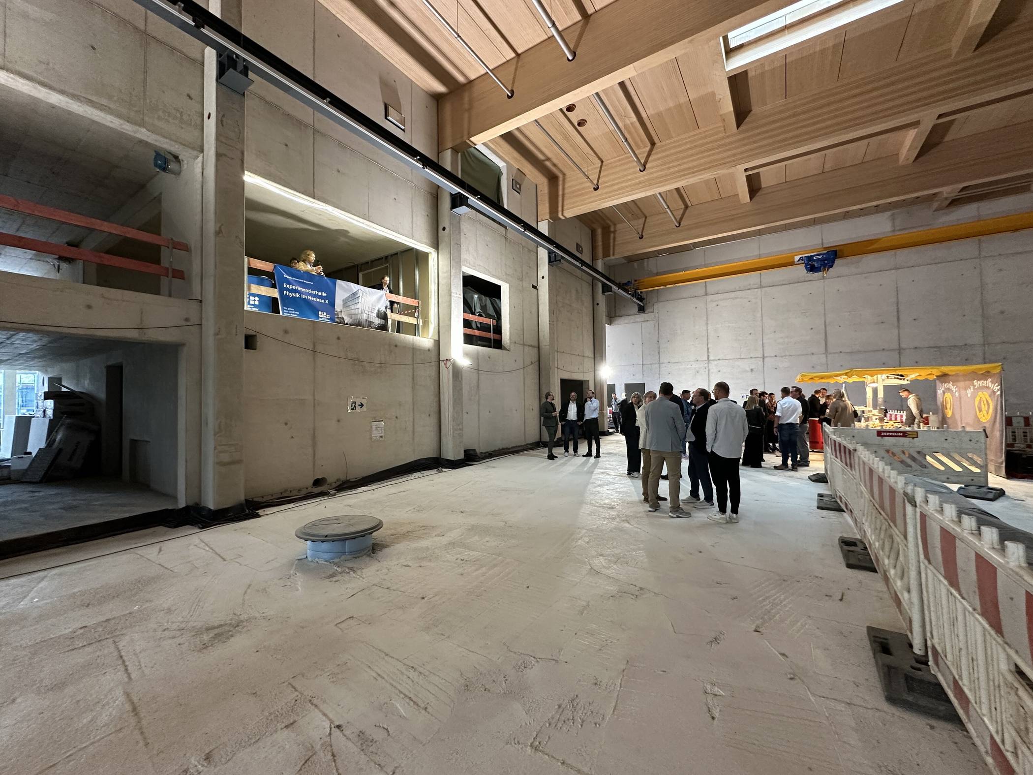 Blick in die Halle.