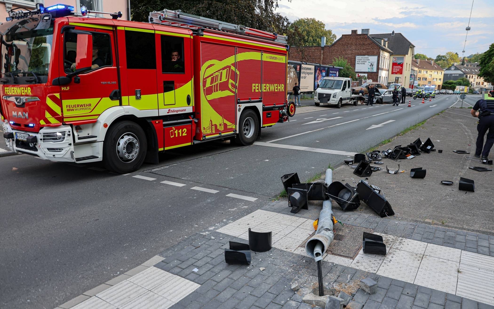 Bilder: Unfall mit 2,48 Promille in Wuppertal