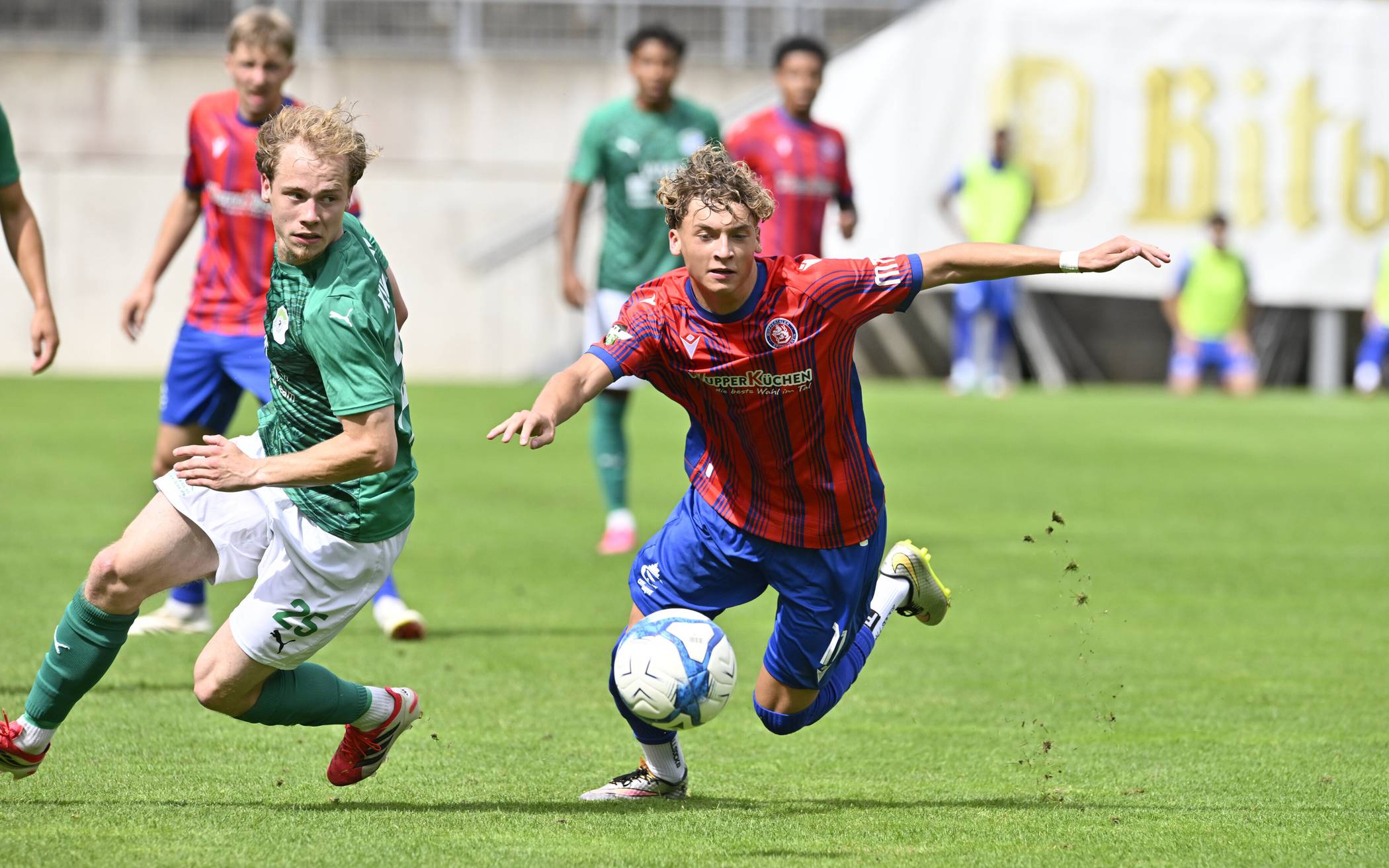 WSV zieht Youngster Sam Sausmikat ins Oberliga-Team