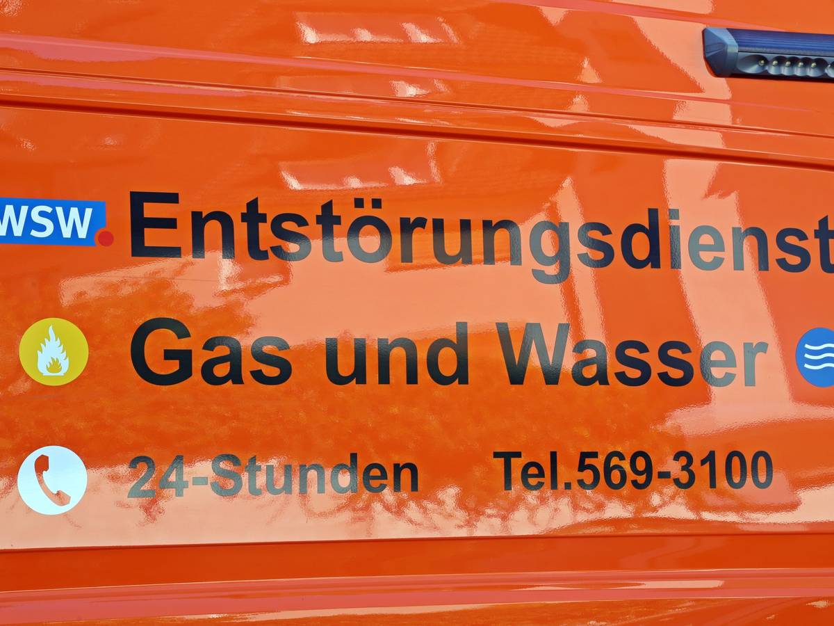 Trinkwasserleitung vor A46-Auffahrt geborsten