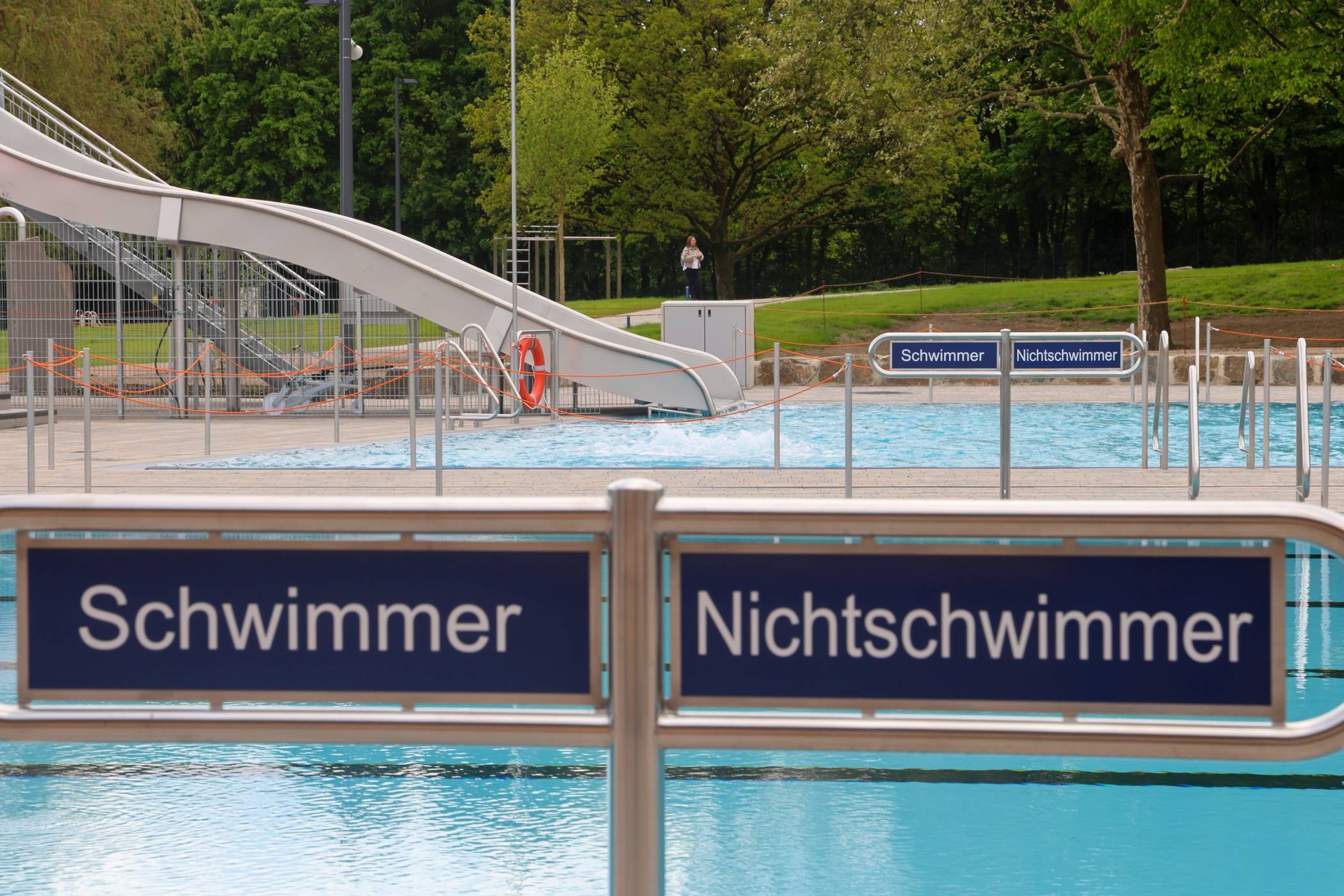  Blick ins Freibad. 