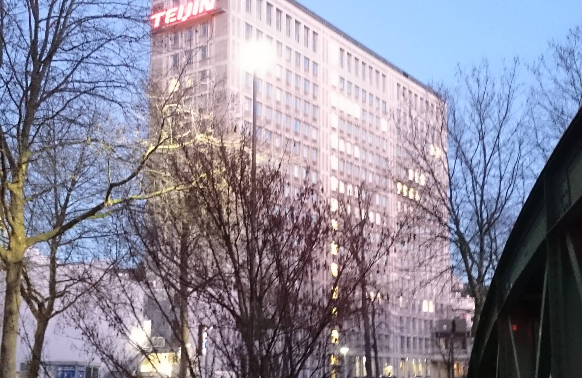  Das ehemalige „Glanzstoff“-Gebäude in Elberfeld. 