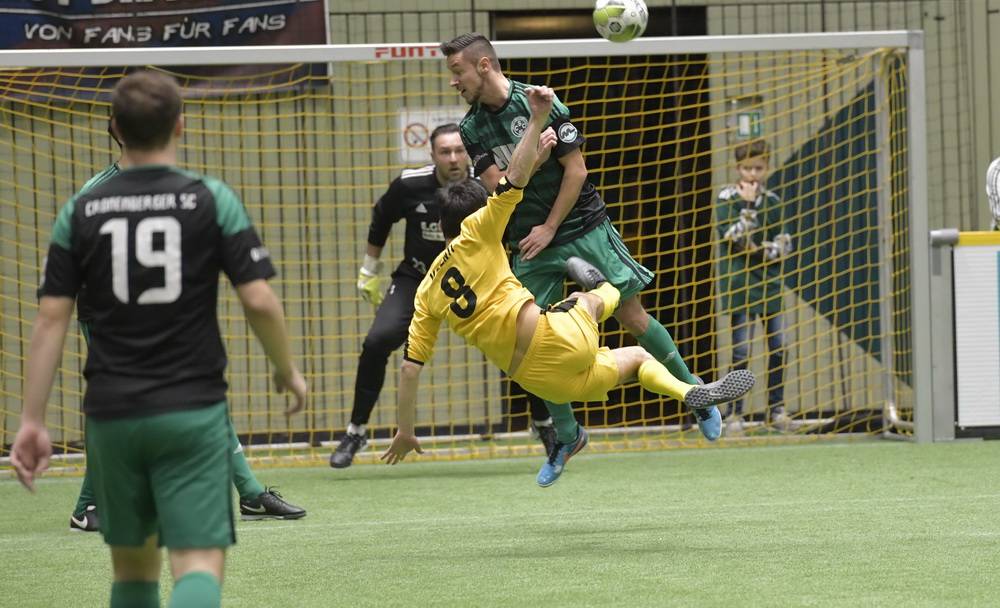  Szene aus der Partie zwischen Cronenberg und Sonnborn. 